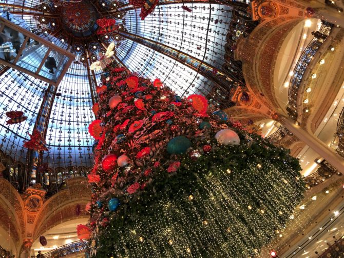 パリのクリスマスモード