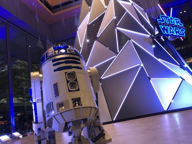 丸ビル スターウォーズイベント R2-D2